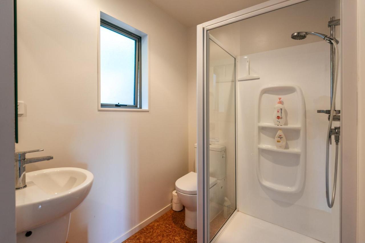 Treetop Retreat - Onetangi Holiday Home Bagian luar foto