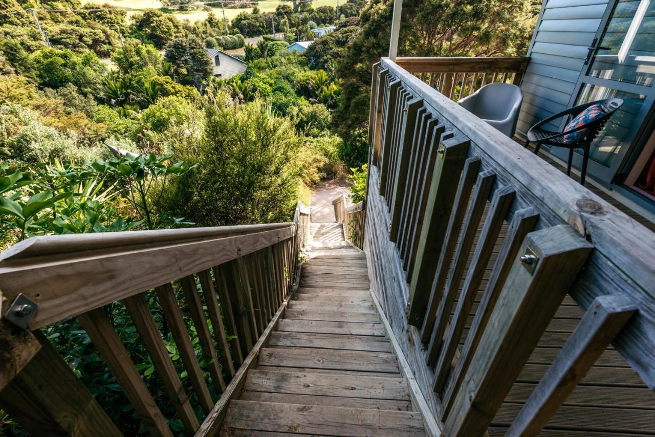 Treetop Retreat - Onetangi Holiday Home Bagian luar foto